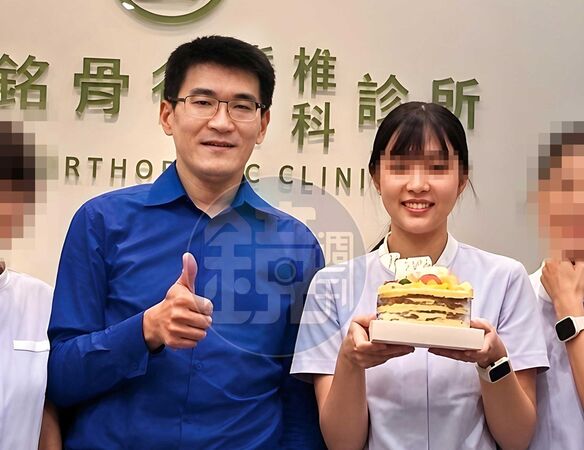 趙建銘疑替許芊芊慶生照片曝光,並曾追求過她。(讀者提供)