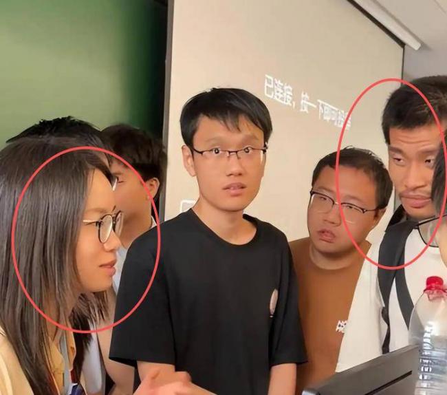 4天狂捞100万，韦东奕带货败光路人缘