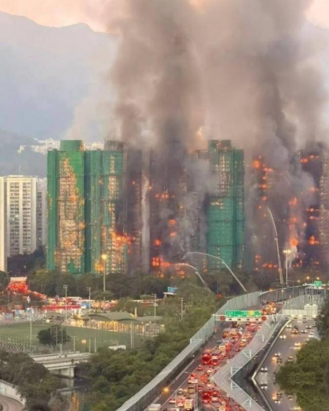 不用等几十年 很多高层住宅正沦为“贫民窟”