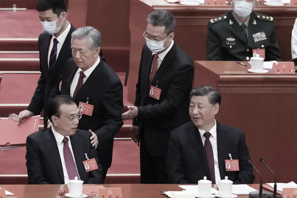 曾将胡锦涛架离会场 孔绍逊任甘肃省长 曾将胡锦涛架离会场 孔绍逊任甘肃省长