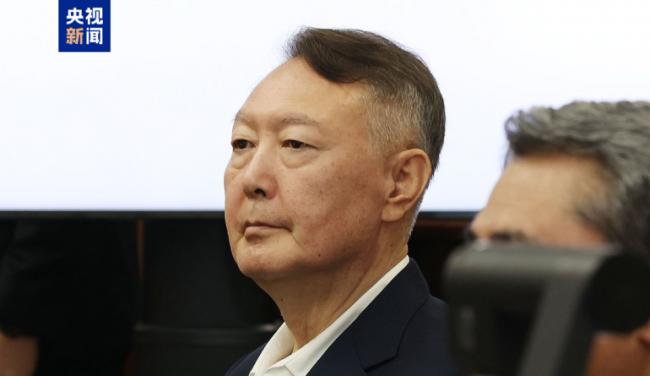最新:韩国前总统尹锡悦被判重刑 最新:韩国前总统尹锡悦被判重刑